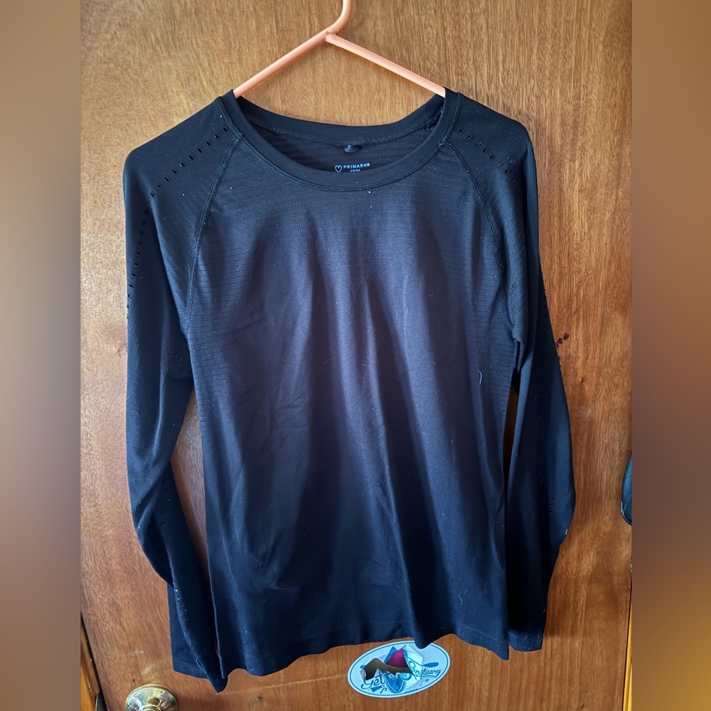 Long sleeve workout top